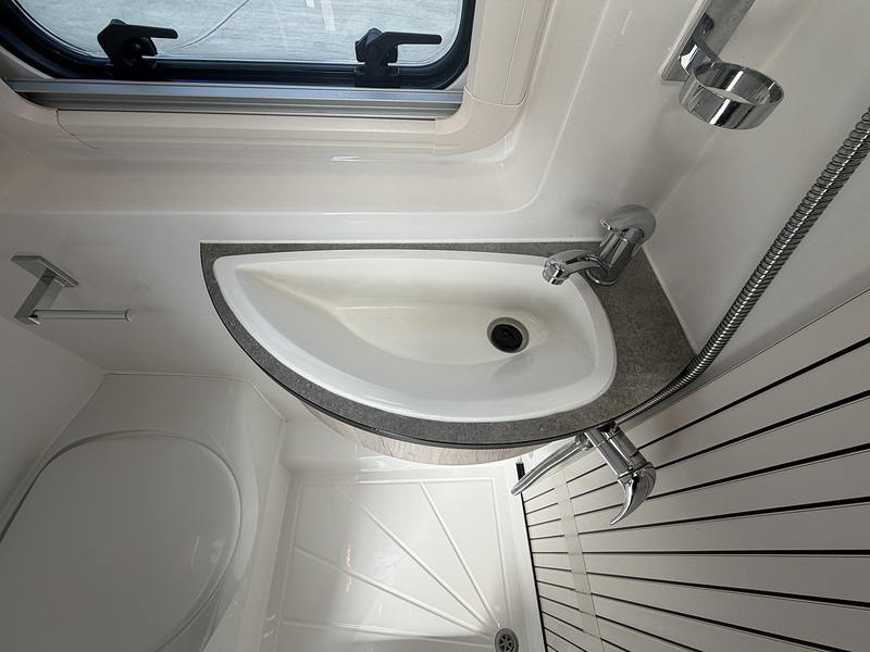 Wildax Europa Relay 2022 Campervan - Large 28