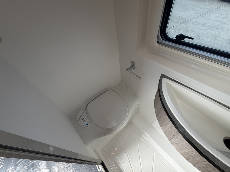 Wildax Europa Relay 2022 Campervan - Large 29