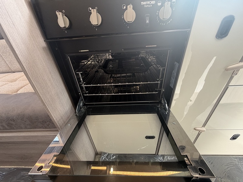 Wildax Europa Relay 2022 Campervan - Large 15