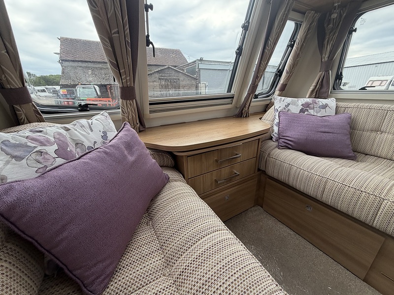 Bailey Unicorn Cartagena 2017 Caravan - Large 5