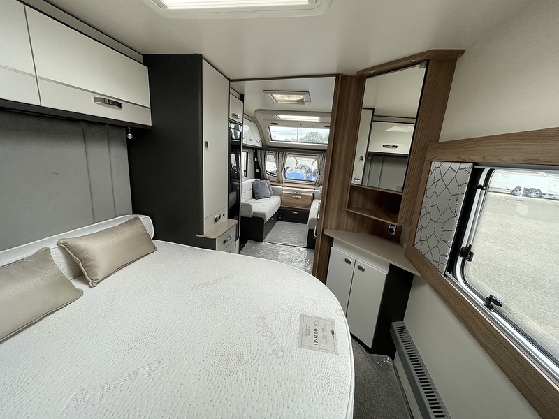 Swift Conqueror 580 2022 Caravan - Large 13