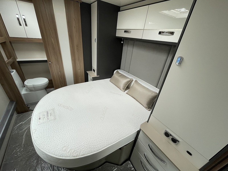 Swift Conqueror 580 2022 Caravan - Large 11