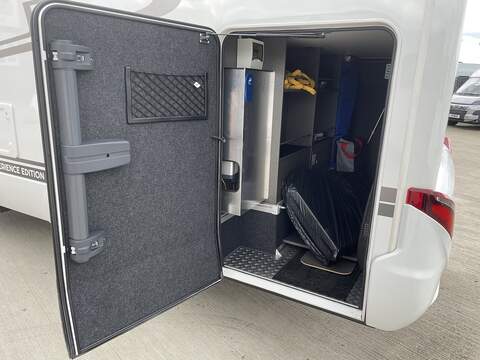 Hymer Experience 570 Motorhome - U2598