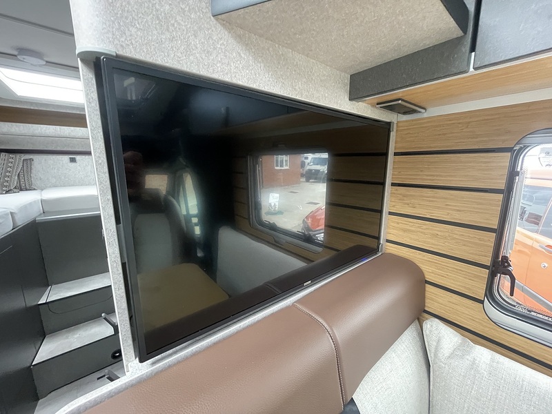 Hymer Experience 570 2024 Motorhome - Large 19