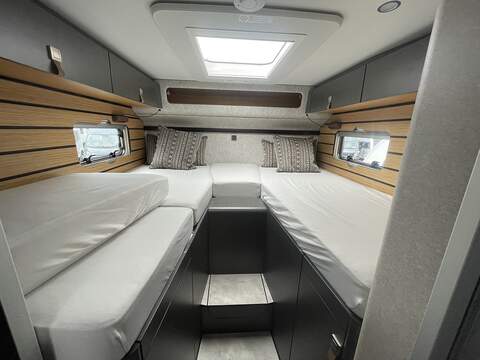 Hymer Experience 570 Motorhome - U2598