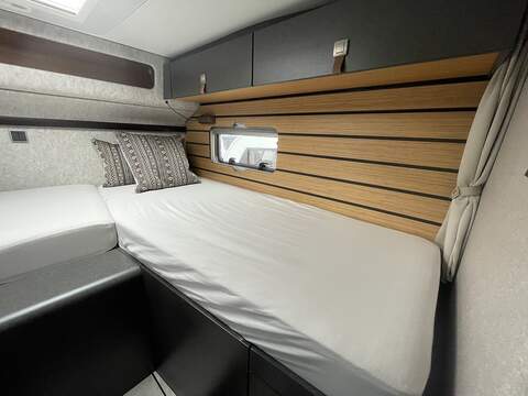 Hymer Experience 570 Motorhome - U2598