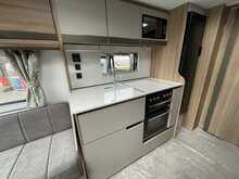 Bailey Unicorn Seville Deluxe 2025 Caravan6