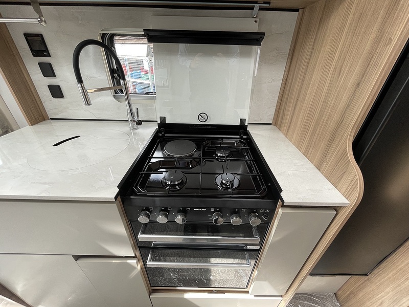 Bailey Unicorn Seville Deluxe 2025 Caravan - Large 8