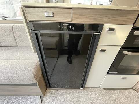 Swift Challenger SE 560 Caravan - U2607