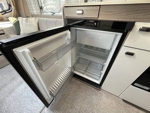 Swift Challenger SE 560 Caravan - U2607