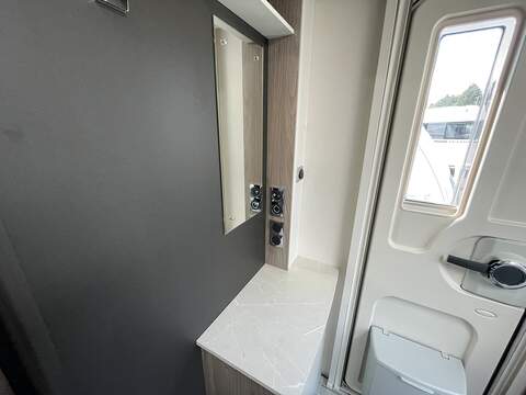 Swift Challenger SE 560 Caravan - U2607