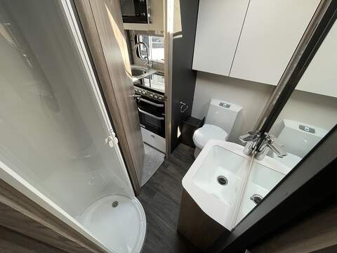 Swift Challenger SE 560 Caravan - U2607