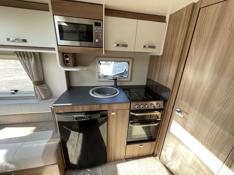 Sprite Ace Quartz 2019 Caravan - Large 4