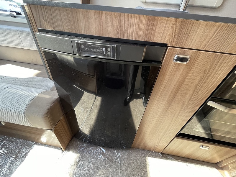 Sprite Ace Quartz 2019 Caravan - Large 8