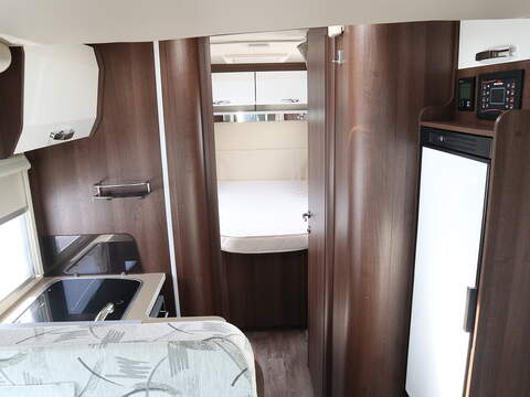 RollerTeam Zefiro 696 Motorhome - U2610