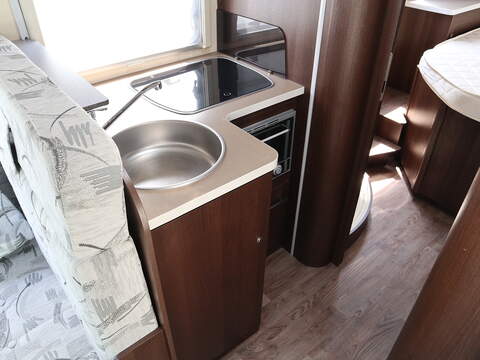 RollerTeam Zefiro 696 Motorhome - U2610