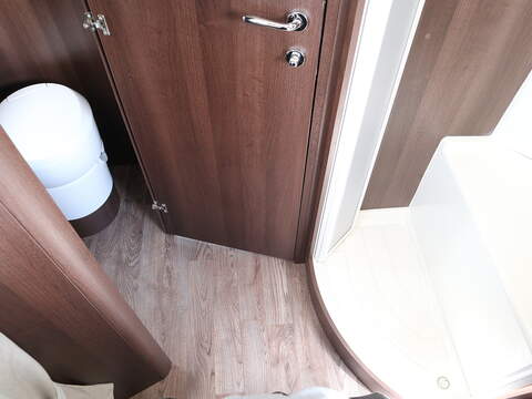 RollerTeam Zefiro 696 Motorhome - U2610