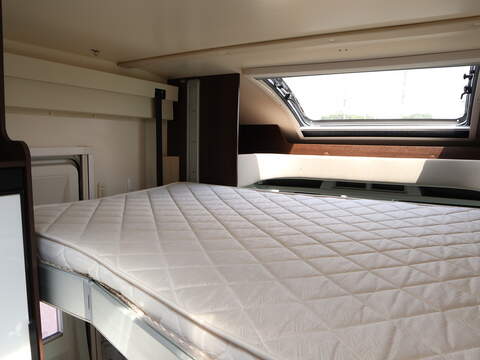 RollerTeam Zefiro 696 Motorhome - U2610