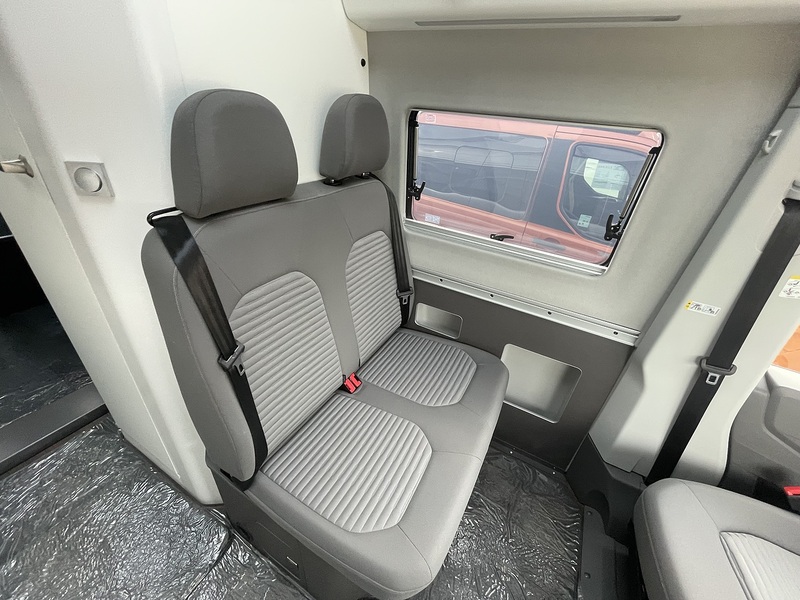 VW Grand California 600 2025 Campervan - Large 6