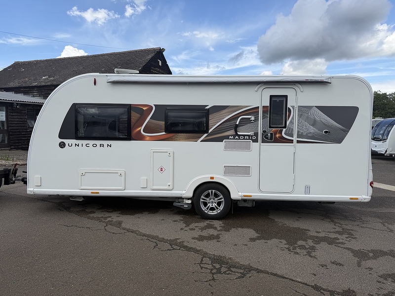 Bailey Unicorn Madrid 2023 Caravan - Large 1