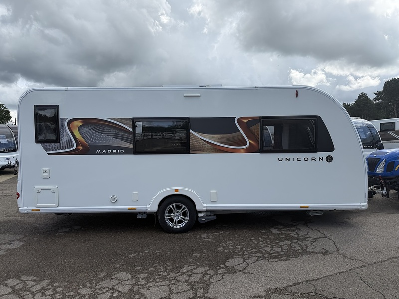 Bailey Unicorn Madrid 2023 Caravan - Large 5