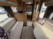 Autotrail Tracker FB 2016 Motorhome9