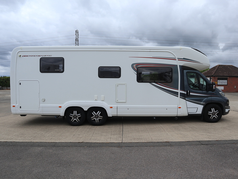 Autotrail Frontier Comanche HB 2019 Motorhome - Large 3