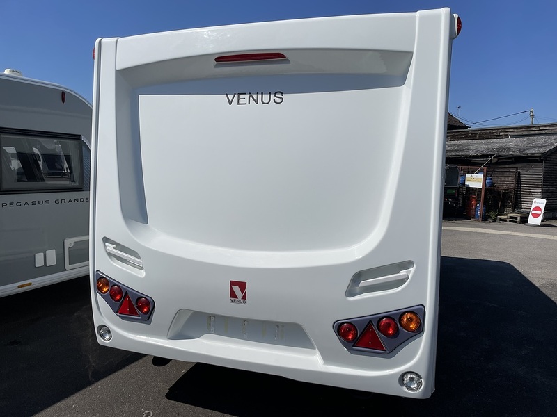 Lunar Venus 540 2018 Caravan - Large 1