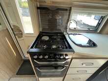 Coachman VIP 520 2017 Caravan5