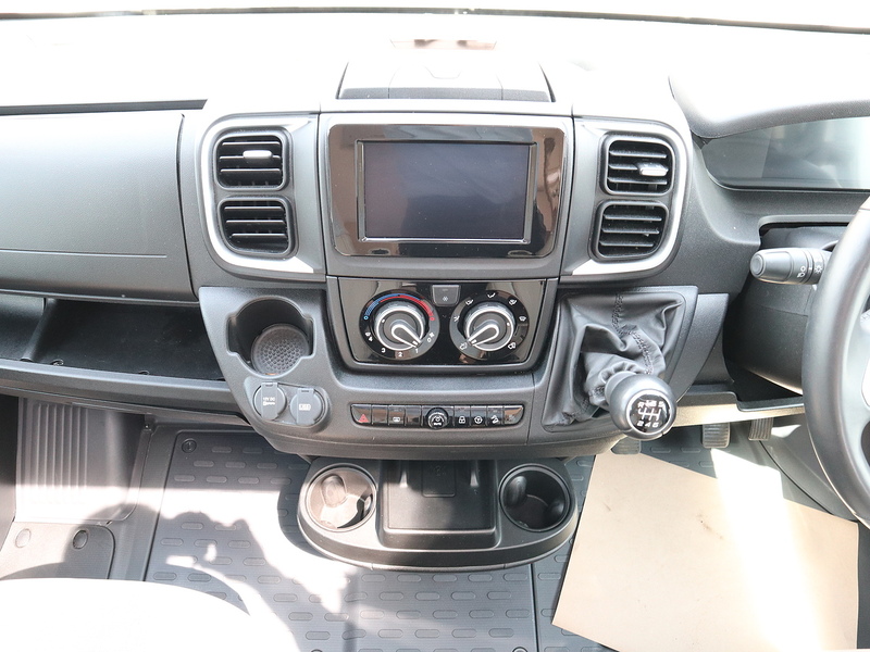 Burstner Nexxo Van T 590 G 2022 Motorhome - Large 11