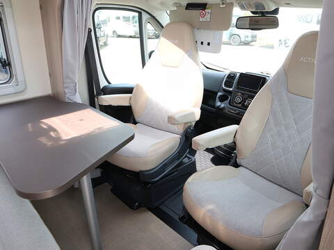 Burstner Nexxo Van T 590 G Motorhome - U2619