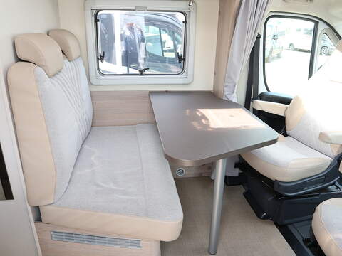 Burstner Nexxo Van T 590 G Motorhome - U2619