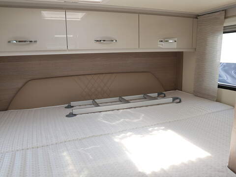 Burstner Nexxo Van T 590 G Motorhome - U2619