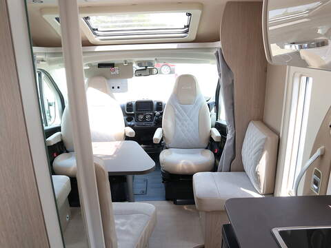 Burstner Nexxo Van T 590 G Motorhome - U2619