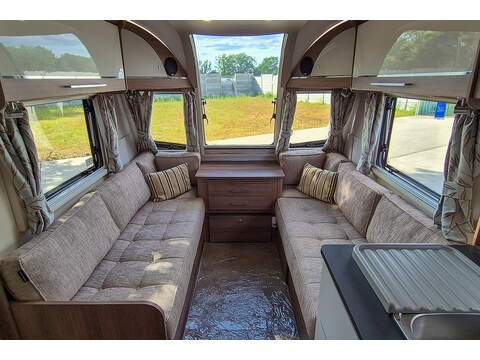 Bailey Unicorn Madrid Caravan - U2632