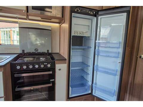 Bailey Unicorn Madrid Caravan - U2632