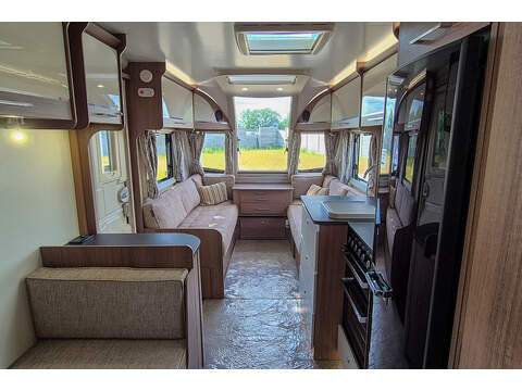 Bailey Unicorn Madrid Caravan - U2632