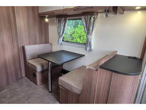 Bailey Unicorn Madrid Caravan - U2632