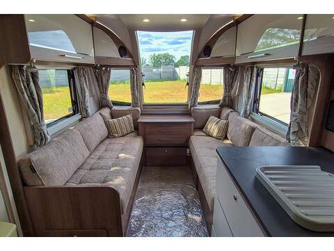 Bailey Unicorn Madrid Caravan - U2632