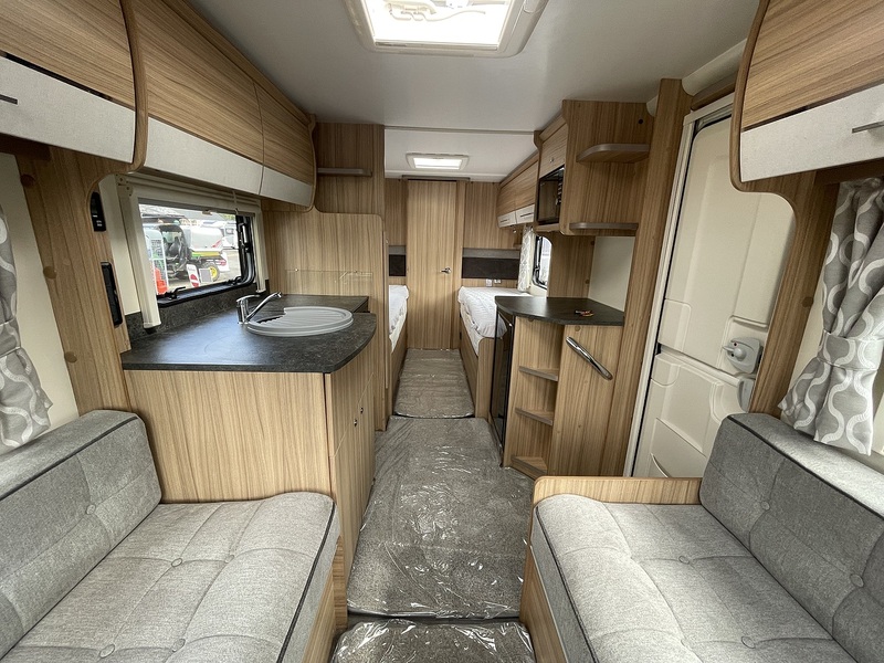 Bailey Phoenix +642 2023 Caravan - Large 2