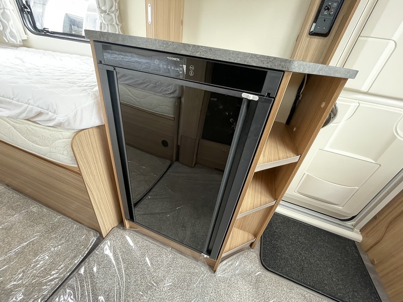 Bailey Phoenix +642 2023 Caravan - Large 9