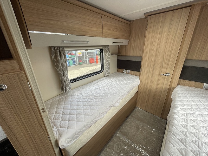 Bailey Phoenix +642 2023 Caravan - Large 12