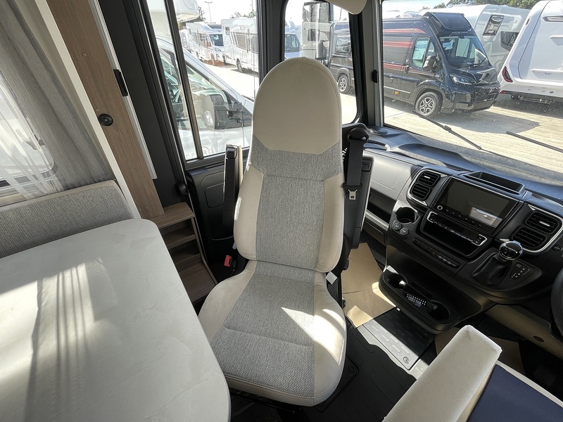 Carado I449 Pro + 2025 A Class - Large 5