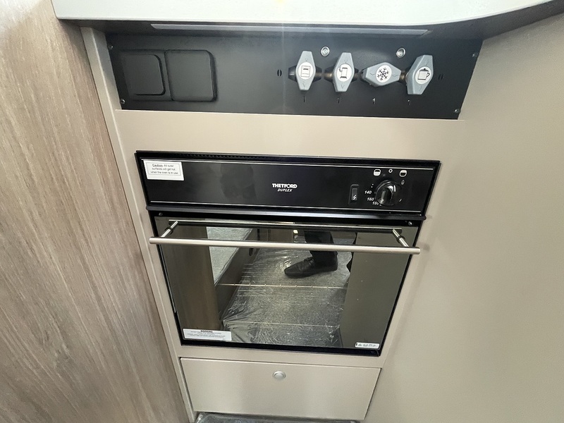 Carado I449 Pro + 2025 A Class - Large 13