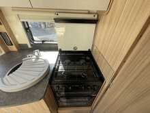 Bailey Phoenix +640 2023 Caravan5