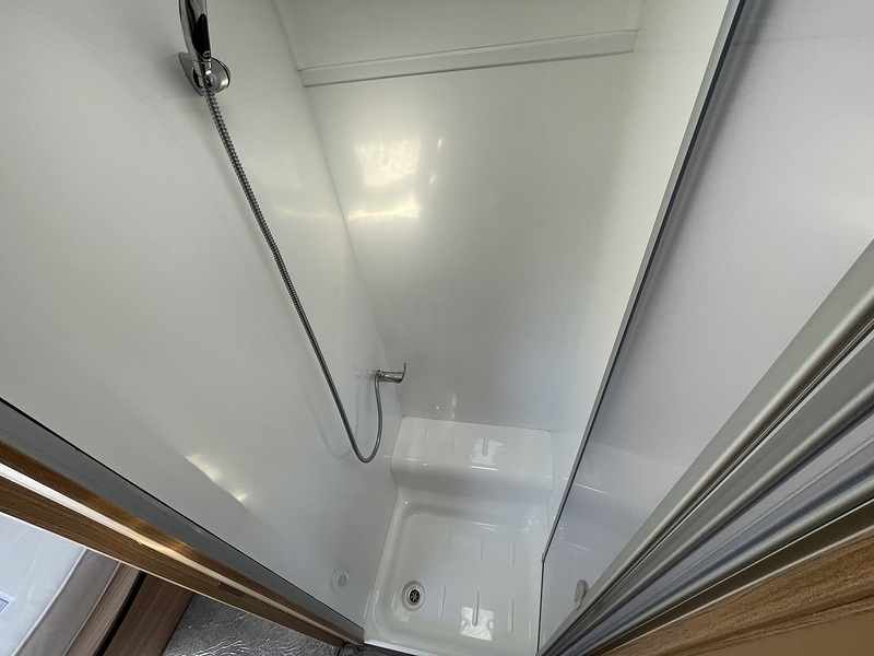 Bailey Phoenix +640 2023 Caravan - Large 11