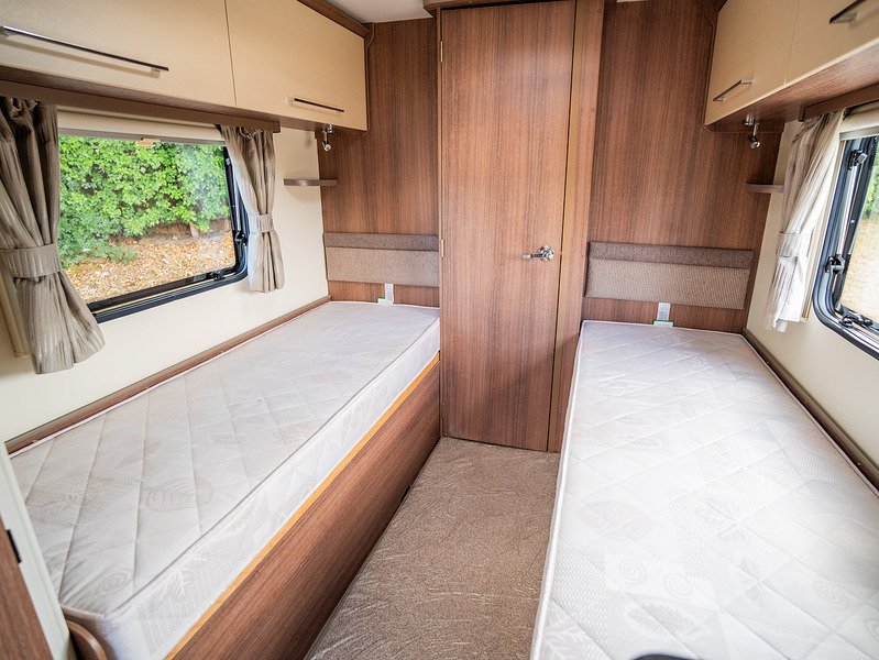 Bailey Phoenix 642 2019 Caravan - Large 6