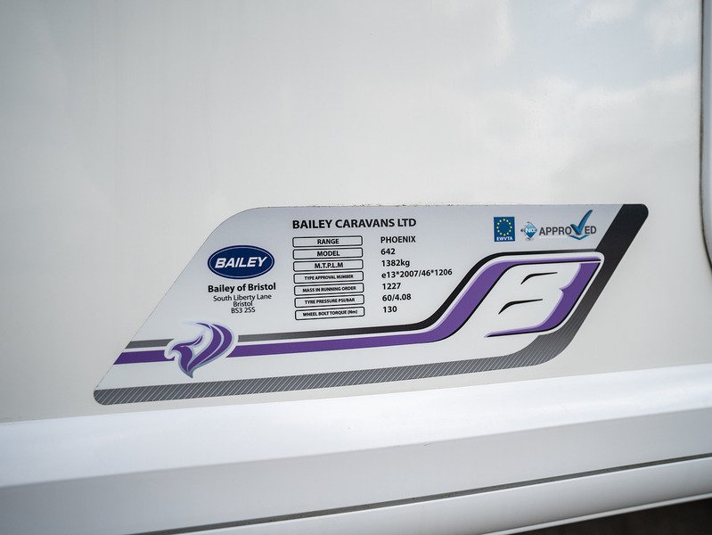 Bailey Phoenix 642 2019 Caravan - Large 37