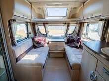 Sterling Elite Searcher 2011 Caravan5