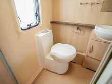 Sterling Elite Searcher 2011 Caravan13